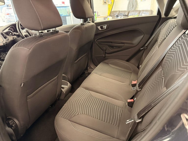 2014 Ford Fiesta 1.0T EcoBoost Zetec Euro 5 (s/s) 5dr HATCHBACK Petrol Manual