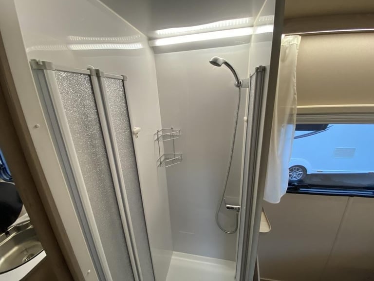 2022 AUTO-TRAIL F-LINE F-74 LUXURY MOTORHOME