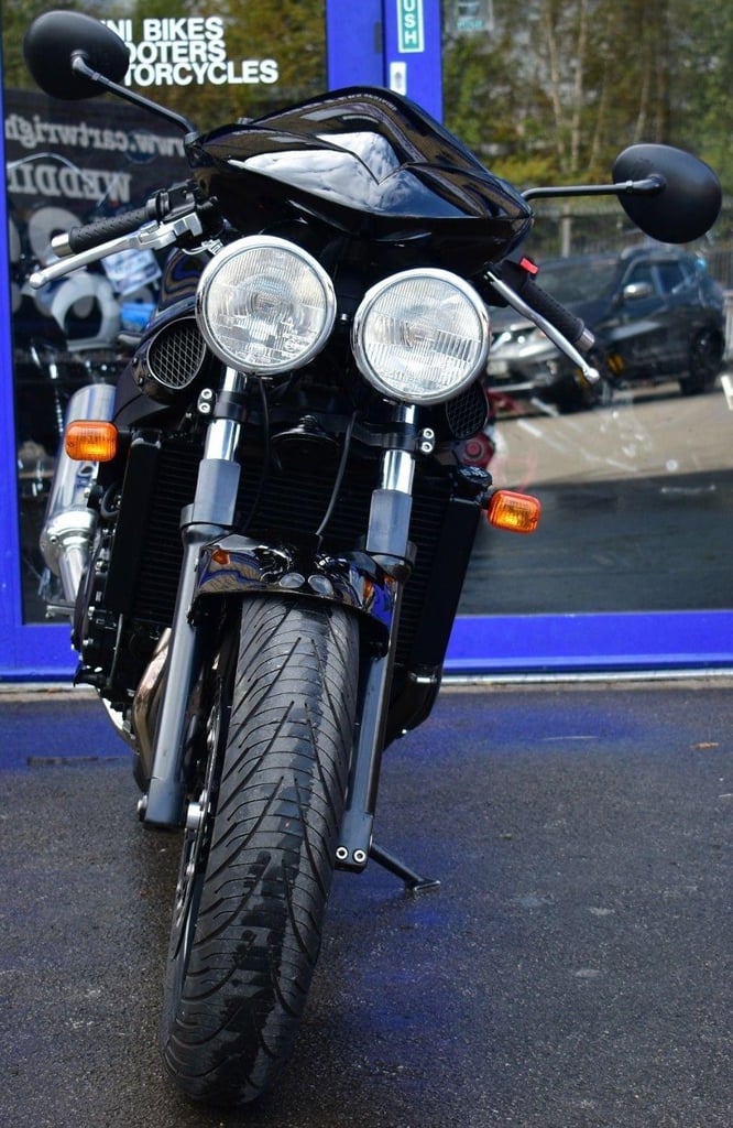 2004 04 TRIUMPH SPEED FOUR 599CC
