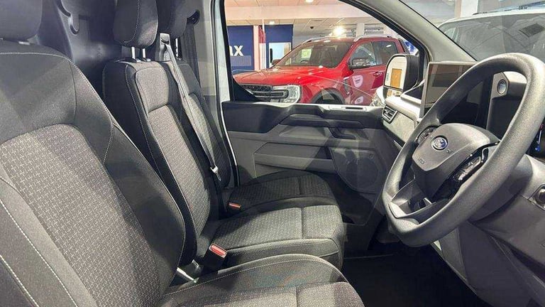 Ford Transit Custom 2.5 PHEV 232ps H1 Van Trend Auto Van Plug-In Hy Automatic