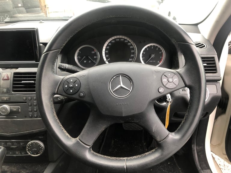 2009 Mercedes-Benz C Class 1 790 CC MERCEDES C CLASS Petrol