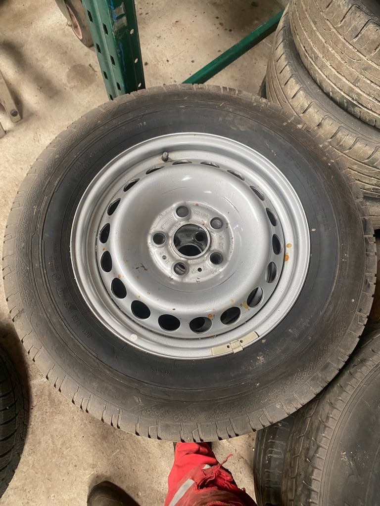 Vw steel wheels with tyres 