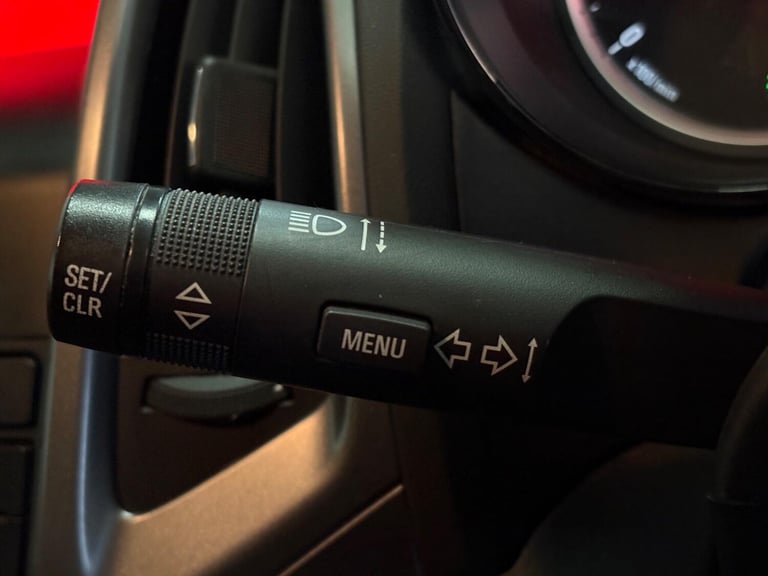 2014 Vauxhall Astra 1.4 16v Design Euro 5 5dr HATCHBACK Petrol Manual