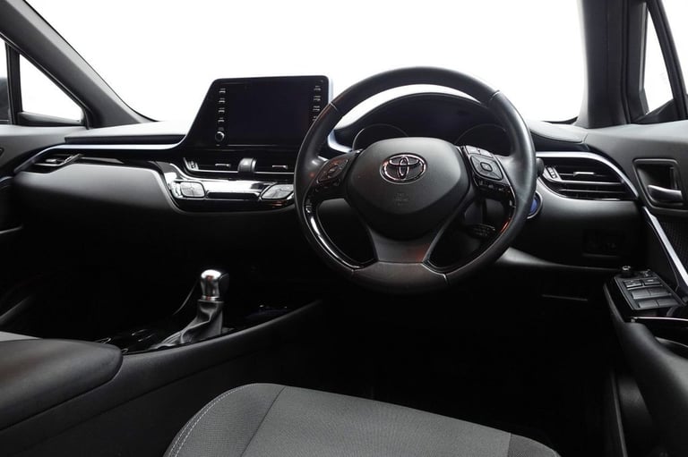 2021 Toyota C-HR 2.0 VVT-h GPF Design SUV 5dr Petrol Hybrid CVT Euro 6 (s/s) (184 ps) HATCHBACK P...