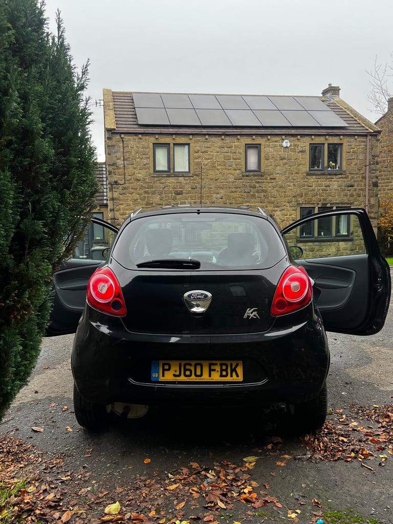 Ford, KA, Hatchback, 2011, Manual, 1242 (cc),3 doors - Image 2