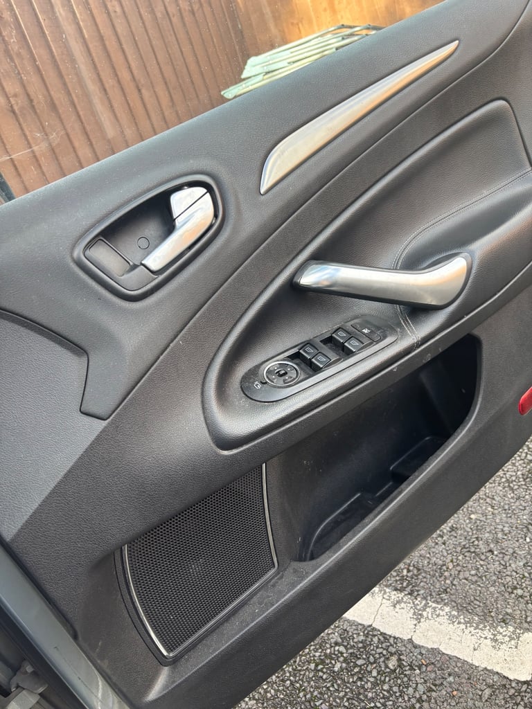 Ford, MONDEO, Hatchback, 2010, Manual, 1997 (cc), 5 doors