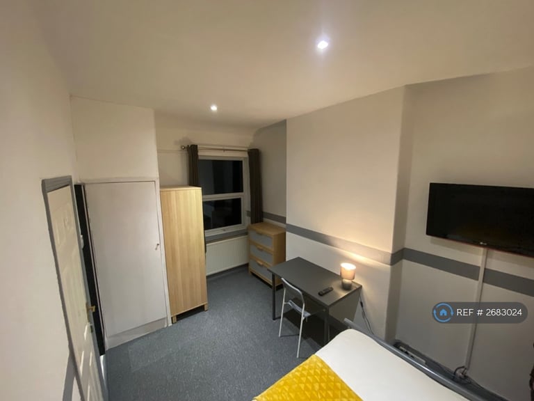 4 bedroom house in Burscough Street, Ormskirk, L39 (4 bed) (#2683024)