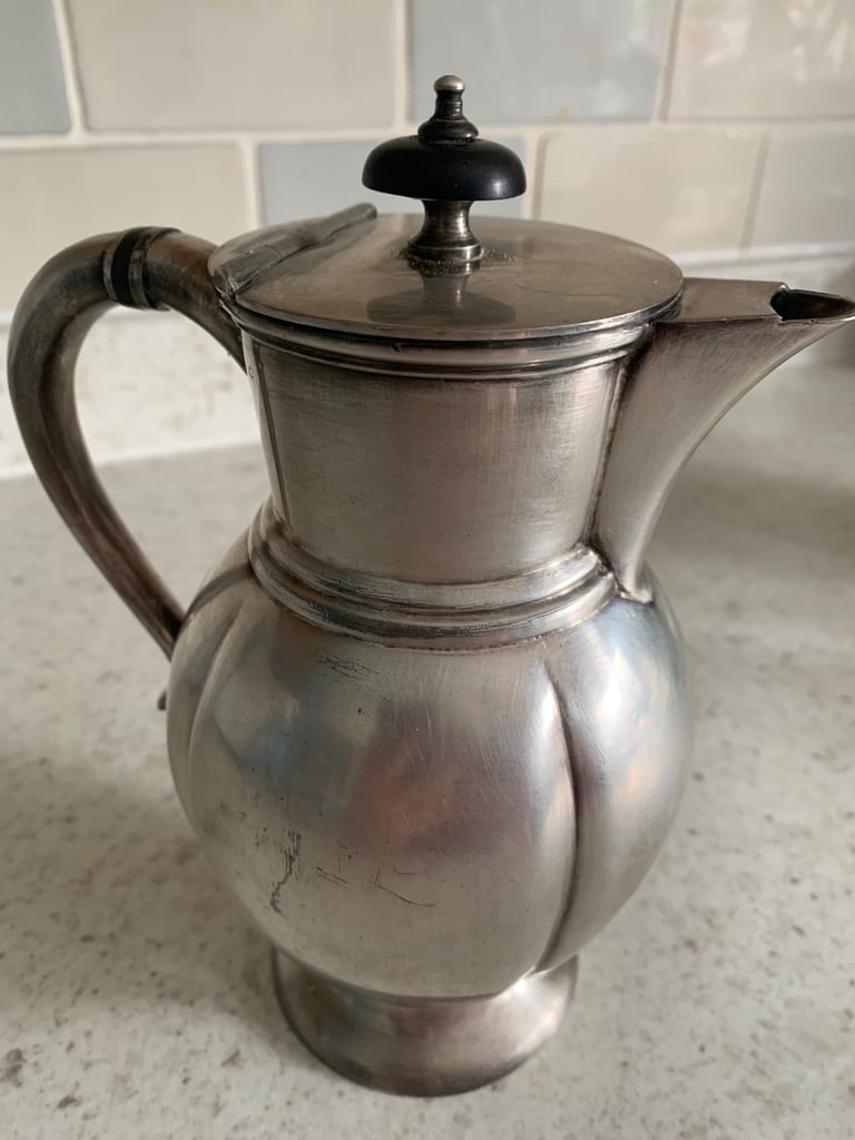 Vintage HE&Co 17cm coffee pot, silver plated EPBM 32