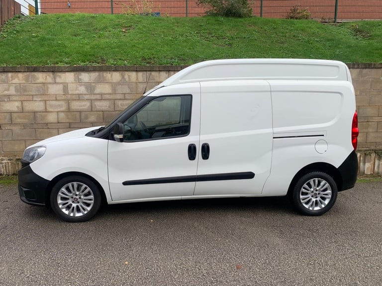 image for VAUXHALL COMBO 1.6 XL LWB L2H2 2300 HIGH ROOF FULL MOT INCLUDED 2014