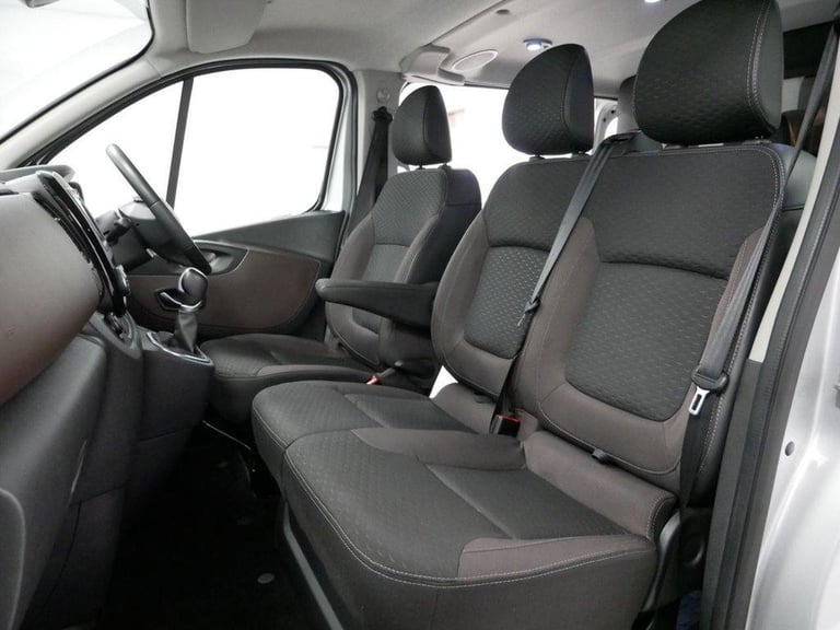 71 FIAT TALENTO 2.0 MULTIJET 170 BHP SWB ONYX AUTO 6 SEATER CREW ( NO VAT ! )