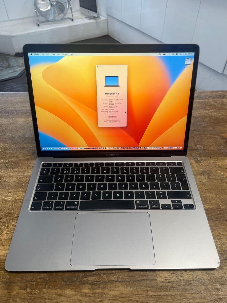 Apple MacBook Air Retina 13" 2020 1.1GHZ Quad-Core Intel core i5 8GB RAM 512GB SSD Ventura