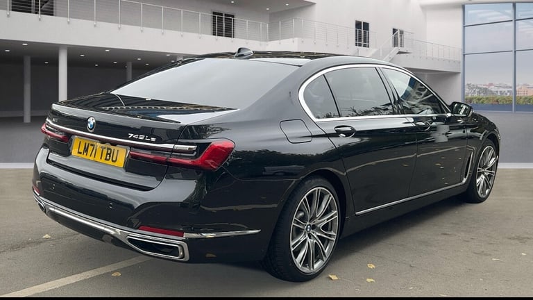 2021 BMW 7 Series 3.0 745Le 12kWh Saloon 4dr Petrol Plug-in Hybrid Auto xDrive