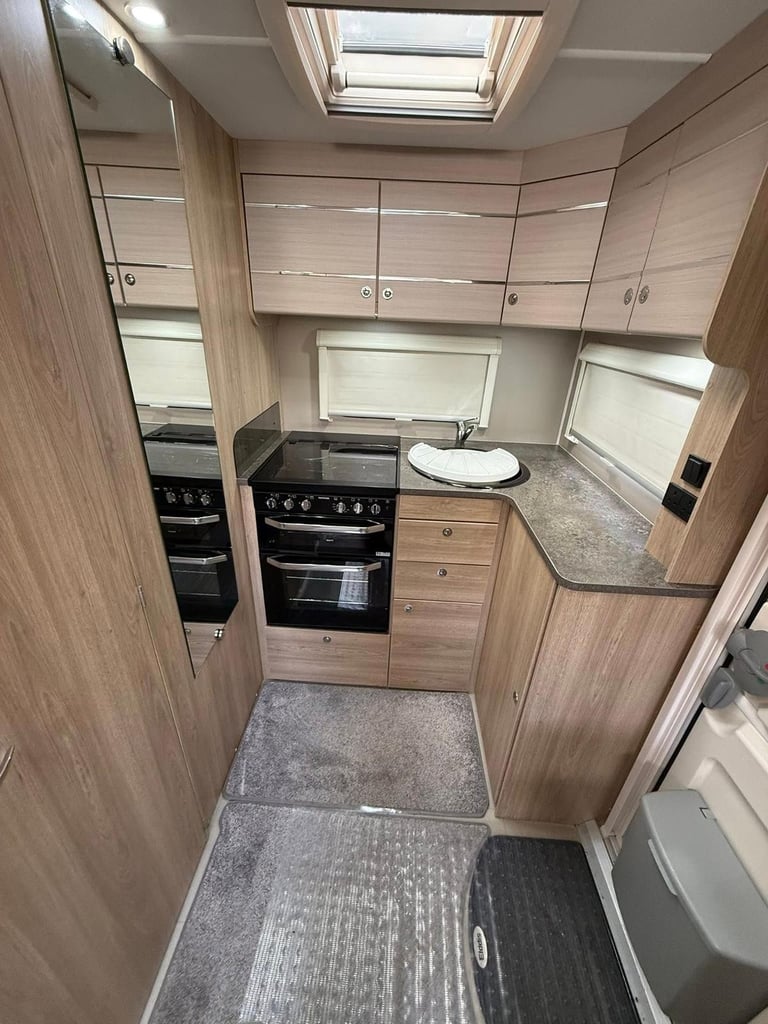 2019 ELDDIS AVANTE 462 - 2 BERTH CARAVAN 