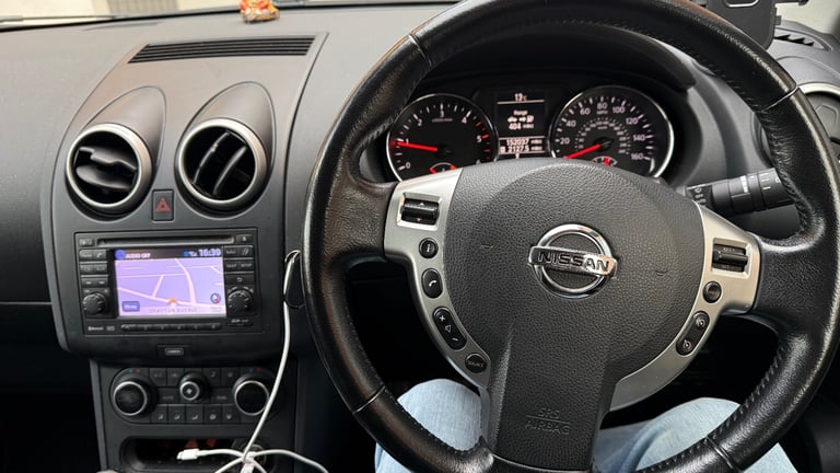 Nissan, QASHQAI, Hatchback, 2013, Manual, 1461 (cc), 5 doors