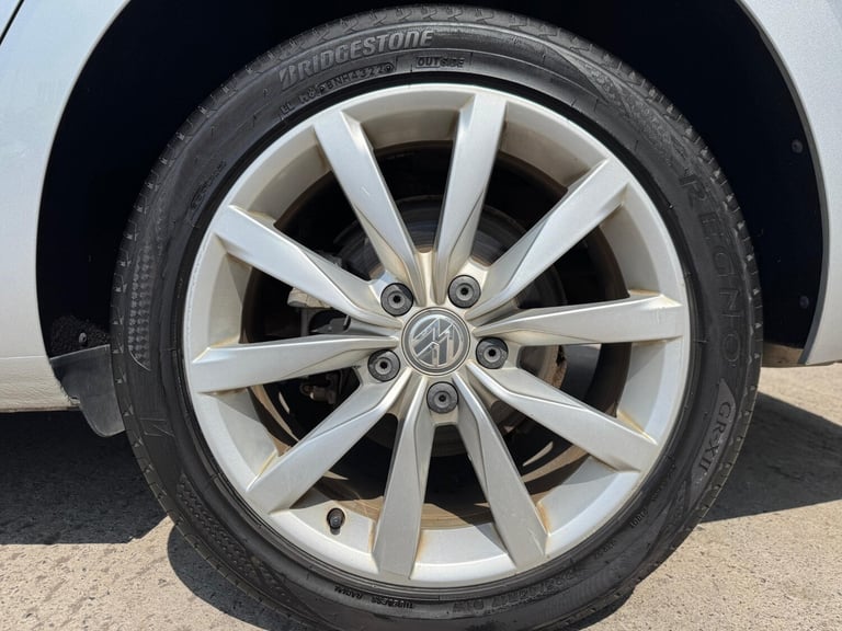 2025 Volkswagen Golf 1.4 tsi bluemotion DSG  Hatchback PETROL Automatic