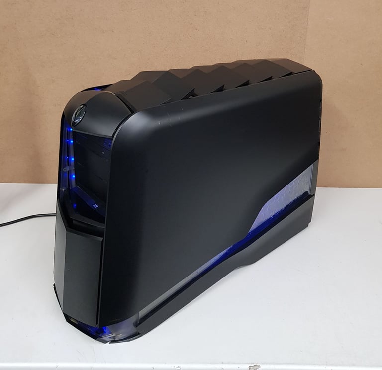Dell Alienware Gaming PC Computer, intel core i7, 32GB RAM, 500GB SSD+2TB HDD, 4GB Graphics,Wind.11
