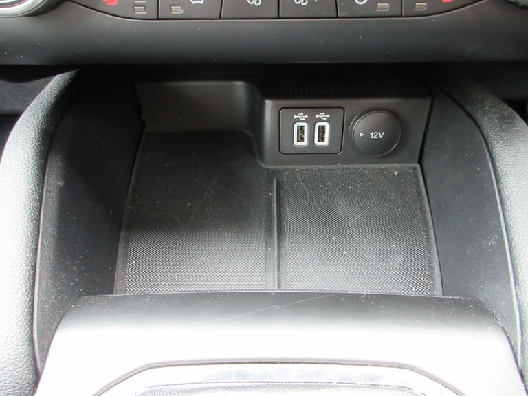 2022 Ford Kuga Kuga Titanium 5 Door 1.5L EcoBlue 120PS FWD 6 Speed Manual HATCHBACK Diesel Manual