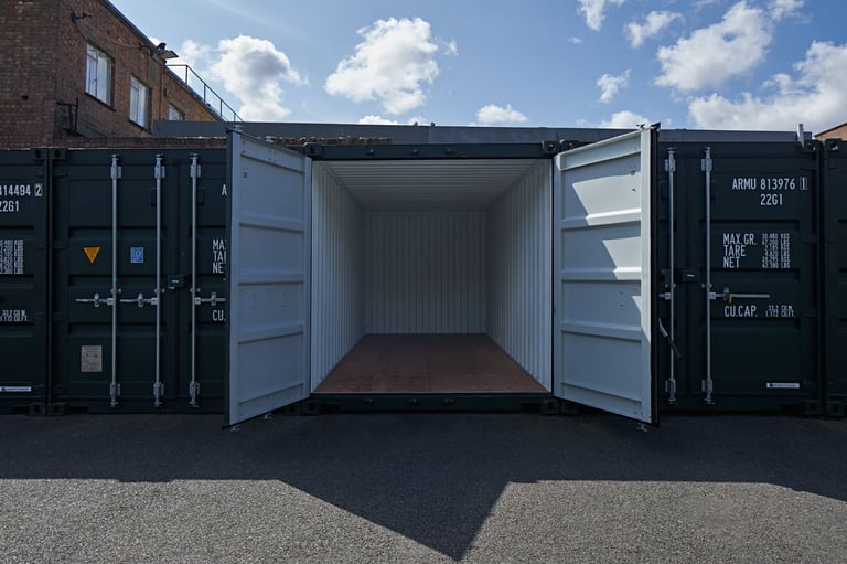 Low-cost storage in secure shipping containers in Docklands