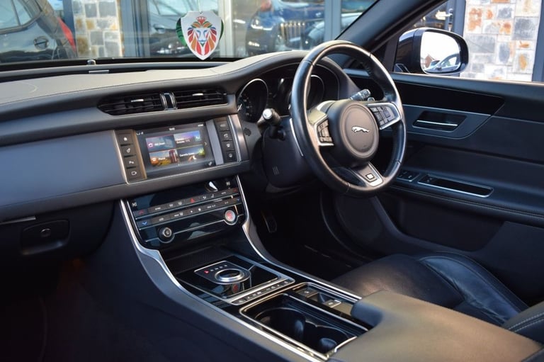 2018 Jaguar XF 2.0 D R-SPORT AWD 5d 238 BHP Estate Diesel Automatic