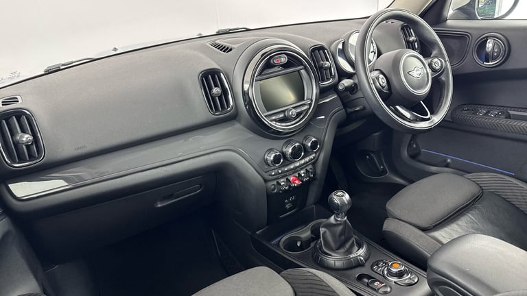 2017 MINI Countryman 2.0 Cooper D ALL4 5dr Auto [Chili Pack] Diesel Hatchback Hatchback Diesel Au...