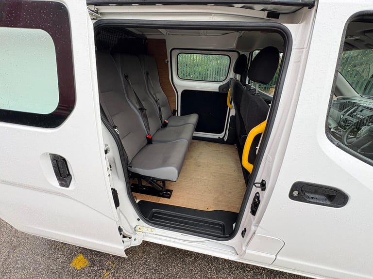 2018 68 Nissan NV200 1.5DCI Acenta 5 seat crew van only 64434 miles NO VAT