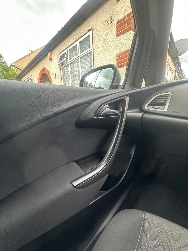 Vauxhall, ASTRA, Hatchback, 2013, Manual, 1398 (cc), 5 doors