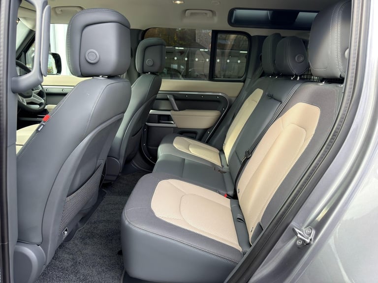 2024 Land Rover Defender 110 2.0 P400e 15.4kWh X-Dynamic HSE SUV 5dr Petrol Plug-in Hybrid Auto 4...
