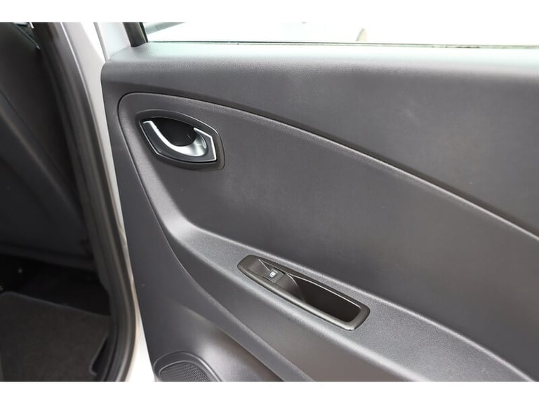 2018 Renault Captur TCe ENERGY Play SUV Petrol Manual