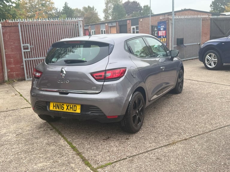 2016 Renault Clio 1.5 dCi 90 Dynamique Nav 5dr Auto HATCHBACK DIESEL Automatic