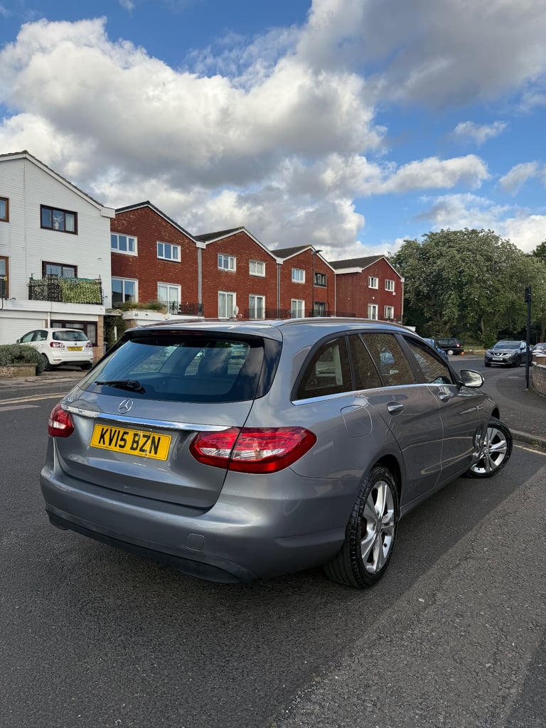 MERCEDES BENZ C CLASS C200 SE 2 LITRE PETROL AUTOMATIC ESTATE FSH 56K
