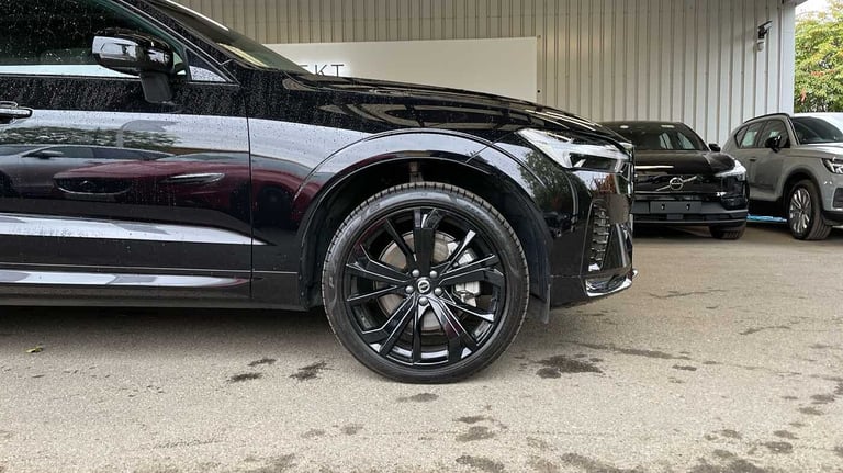 2024 Volvo XC60 2.0 B5P Ultra Black Edition 5dr AWD Geartronic SUV Petrol Automatic