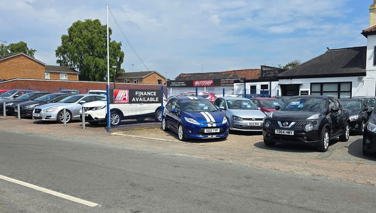 2014 Toyota Yaris 1.0 VVT-i Icon+ 5dr HATCHBACK PETROL Manual