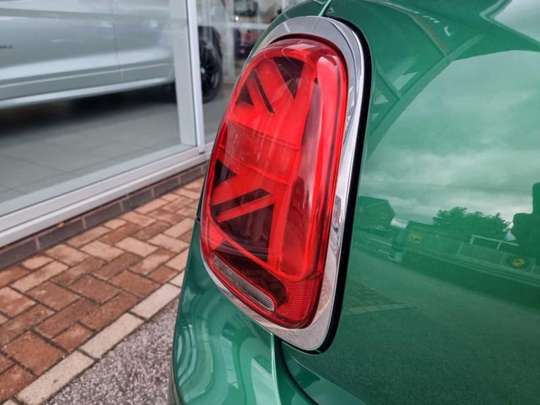 2022 MINI Hatch 1.5 Cooper Classic 5dr Auto Automatic Hatchback Petrol Automatic