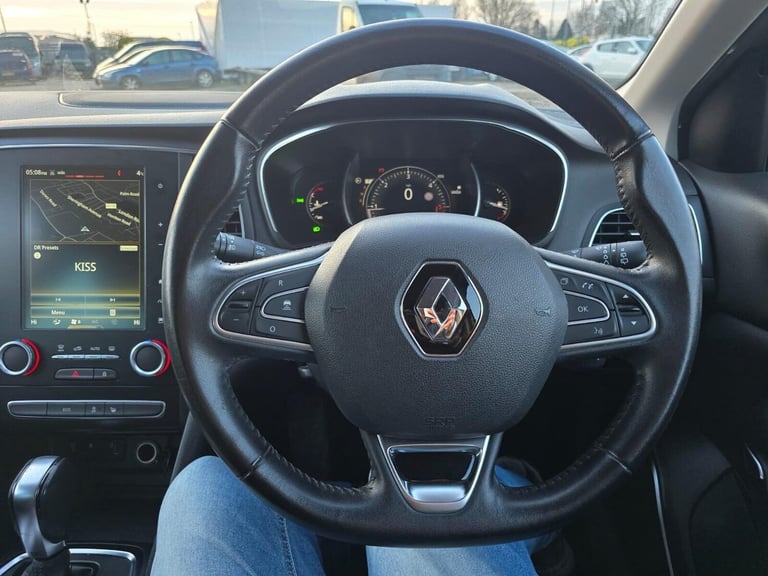 2016 Renault Megane 1.5 dCi Dynamique S Nav EDC Euro 6 5dr Hatchback Diesel Automatic