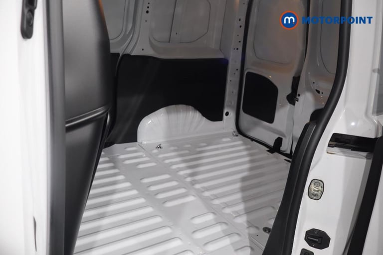 2024 Vauxhall Combo 2300 100kW Prime 50kWh H1 Van Auto Panel Van Electric Automatic