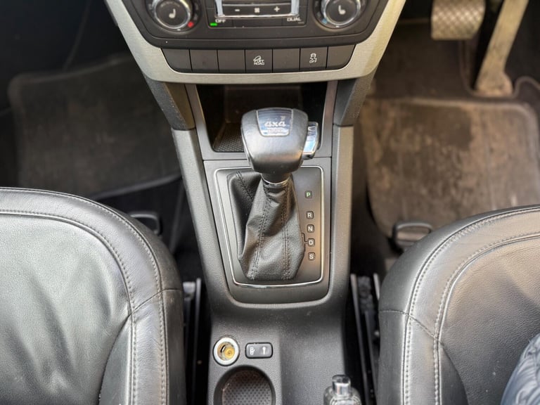 2011 Skoda Yeti 2.0 TDI Elegance DSG 4WD Euro 5 5dr HATCHBACK Diesel Automatic