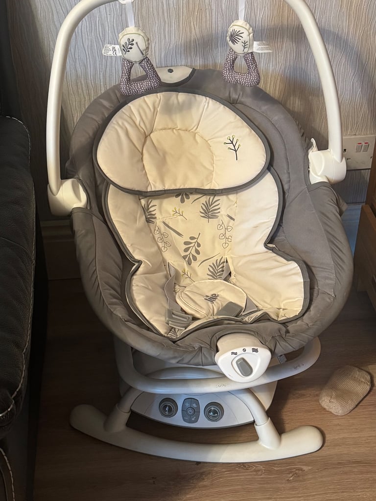 EXCELLENT CONDITION BABY BOUNCER