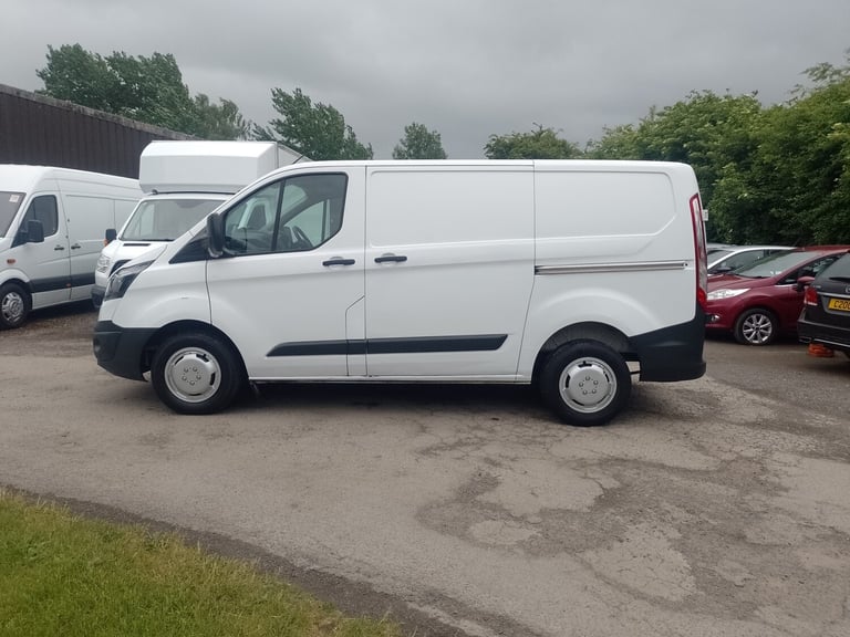 2017 Ford Transit Custom 2.0 TDCi 130ps Low Roof Van PANEL VAN Diesel Manual