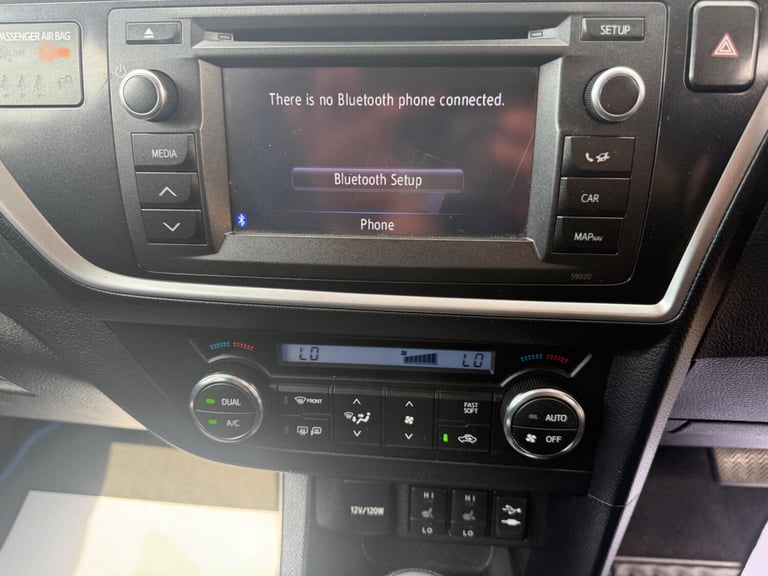 2013 Toyota Auris 1.6 V-Matic Excel Multidrive S Euro 5 5dr HATCHBACK Petrol Automatic