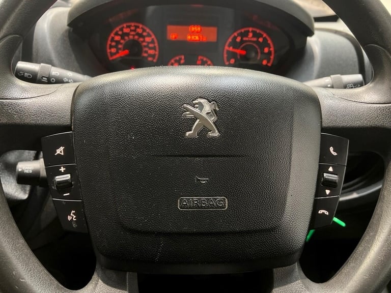 2019 Peugeot Boxer 2.0 BlueHDi 435 Professional L4 H2 Euro 6 5dr PANEL VAN Diesel Manual