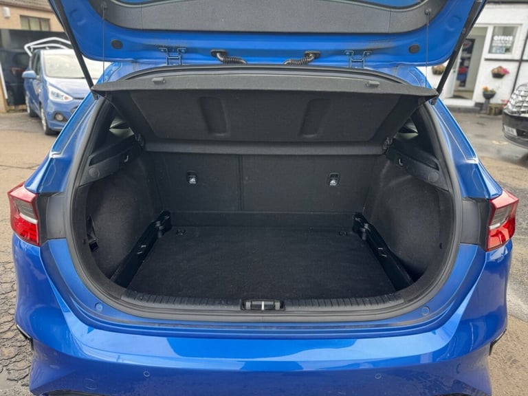 2019 Kia Ceed 1.4 T-GDi Blue Edition Hatchback 5dr Petrol DCT Euro 6 (s/s) (138 bhp) Hatchback Pe...