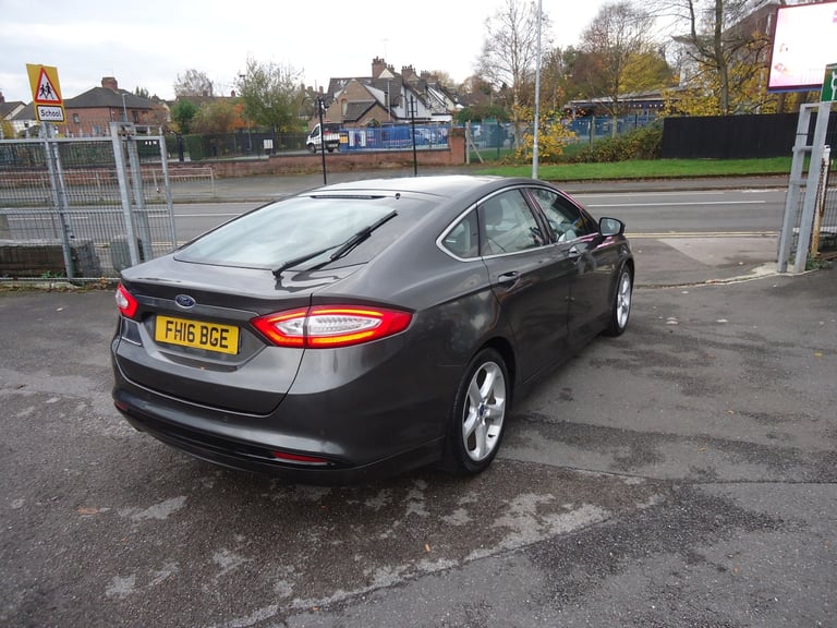 2016 Ford Mondeo 2.0 TDCi Titanium 5dr HATCHBACK Diesel Manual