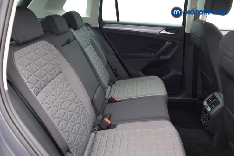2022 Volkswagen Tiguan 1.5 TSI 150 Life 5dr DSG SUV Petrol Automatic