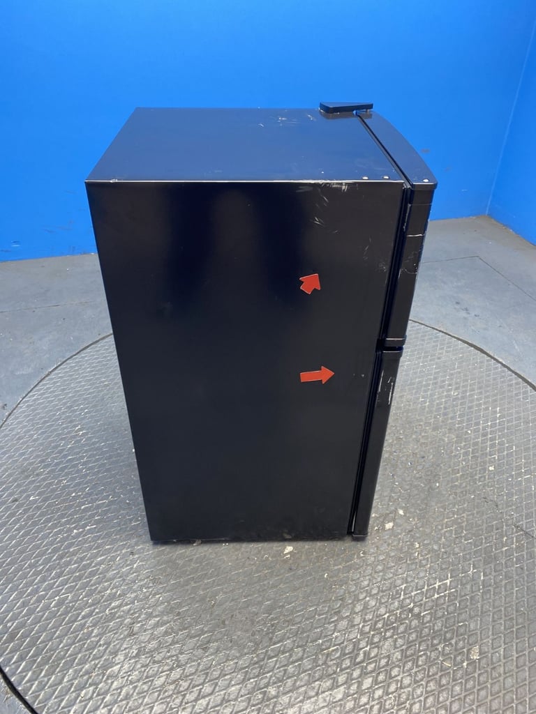 Igenix IG347FFB 96 Litre Under Counter Fridge Freezer