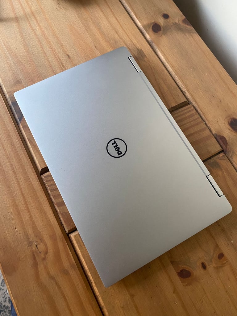 Dell XPS 9300 Laptop, Intel i7, 16gb Ram, 512gb SSD, Windows 11 Pro, with Office Pro Plus 2024