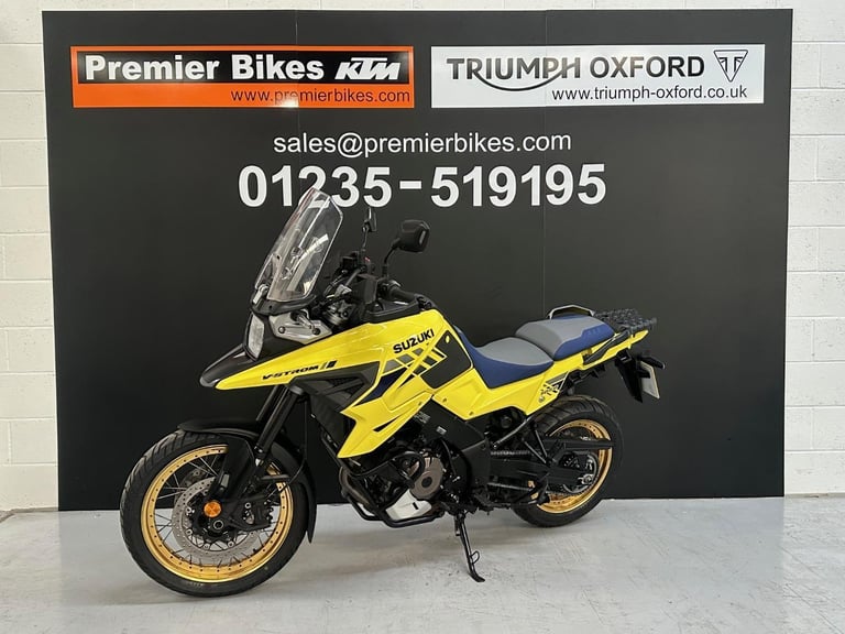 STUNNING ONE OWNER 2021/21 SUZUKI DL 1050 V-STROM XT MOTORCYCLE 