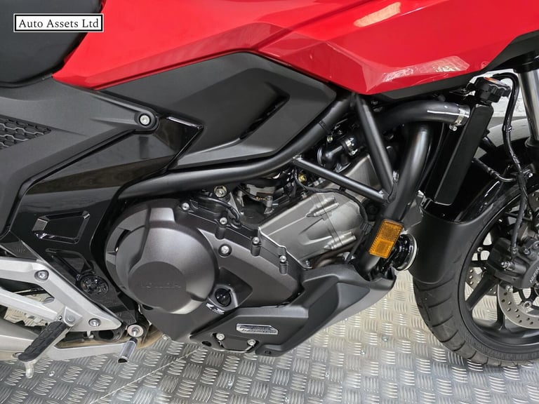 2025 Honda NC750X 750 Adventure Petrol DCT Euro 5 (58 ps) Adventure Petrol Automatic