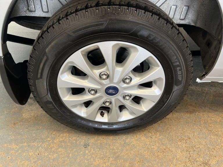 2022 Ford Transit Custom 2.0 300 EcoBlue Limited L2 H1 Euro 6 (s/s) 5dr Panel Van Diesel Manual