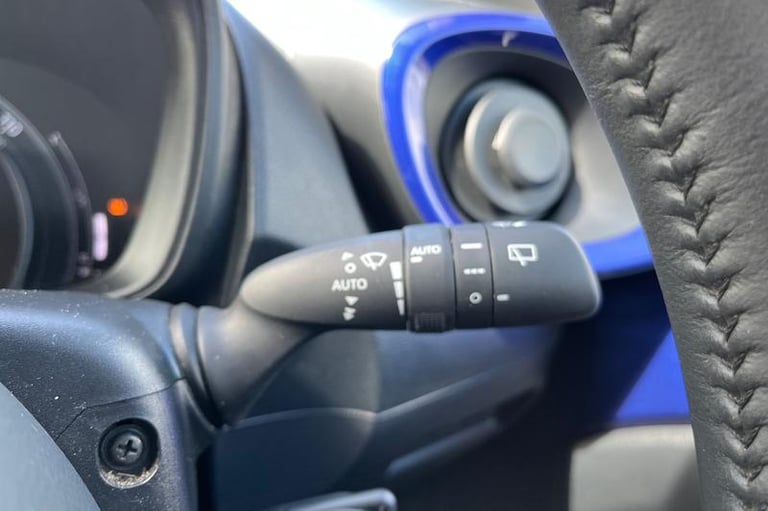 2023 Toyota Aygo X 1.0 VVT-i Edge 5dr, Media Screen, USB &amp; AUX Connectivity, Multifunction St...