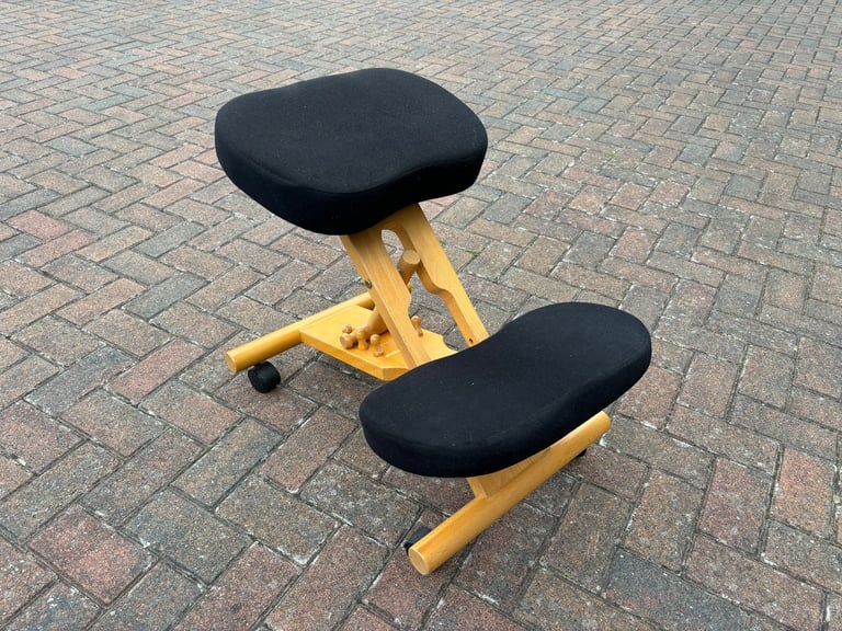 Fantastic Putnams Coccyx Good Posture Kneeling Chair Black Excellent